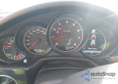 2016 Porsche Panamera 4 из США, поврежденный, VIN WP0AA2A79GL004758